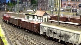 Modellbahn H0 Realistik Rangier und Güterzugverkehr in EschwegeWest [upl. by Selia595]