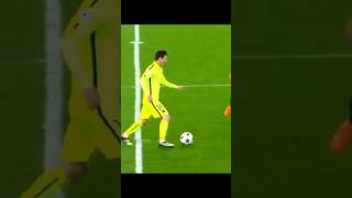 Messi skills Passing 💥football skills passtutorial shorts [upl. by Vivyan30]