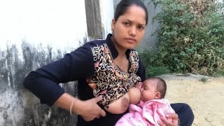 Indian mom breastfeeding💓breastfeeding breastmilk [upl. by Ylime]