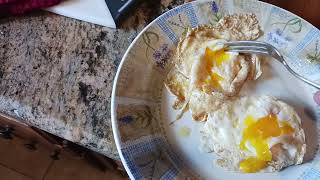 1516 How to Cook Eggs in a stainless steel pan without sticking Over Easy runny yolks AllClad 10 fry [upl. by Alol]