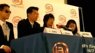 Se7en and Jinusean talks about his English ability at a Press Conference in New York [upl. by Ayot]