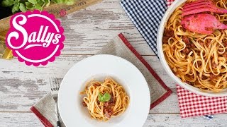 Spaghetti alla Carbonara à la Sally  10 Minuten Rezept  Sallys Welt [upl. by Cadmann562]