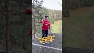 Norges vanskeligste Discgolf hull e 25 discgolf frisbeegolf discgolfnorge [upl. by Esekram]