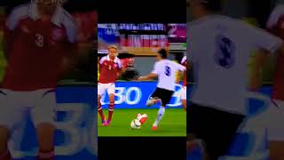 Ozil bounce neymar futbol football messi soccer edit ozil [upl. by Katey]