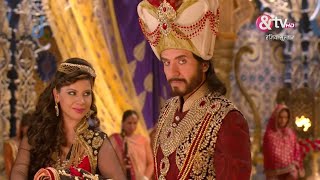 Razia Sultan  Ep12  तुर्कान बिना बताए शाही ईद जश्न में पहुंच गए  Full Episode  AND TV [upl. by Aiciles]