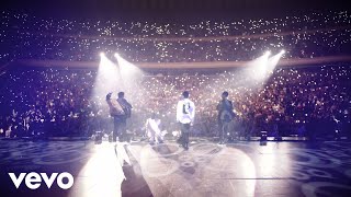 Sebastián Yatra Reik  Un Año En Vivo [upl. by Atiloj]