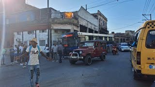 El tráfico en La Habana semáforos apagados y accidentes [upl. by Aihsak]