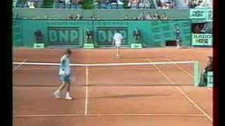 Bruguera Rafter French Open 1994 [upl. by Aelegna]