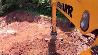 Teil 2 Bagger  Baugrubenaushub und Bodenaustausch für einen Neubau  Anbau  Liebherr A 920 GoPro [upl. by Ialohcin]