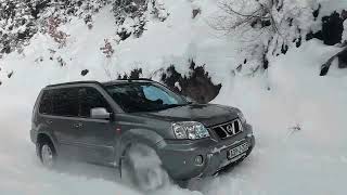 Nissan X trail in snow [upl. by Brod]