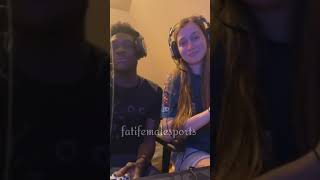 Alphonso Davies does Jordyn Huitema know how to play call of duty 🤔🥰🎮 [upl. by Salvador]