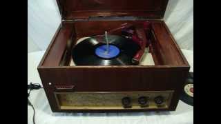 Webcor Musicale Coronet Mt16551A Record Player  Tube  001 [upl. by Oiuqise]