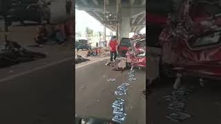 kecelakaan beruntun lokasi CBD alternatif Cibubur hari Senin 18 Juli 22 jam 1534 wib [upl. by Hightower]