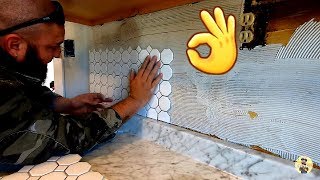 Como poner Backsplash en la cocina Piso de ceramica [upl. by Sharai856]