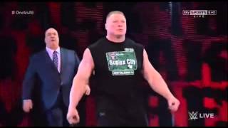 Brock lesnar regresa a RAW y ataca a roman reigns [upl. by Ainel]