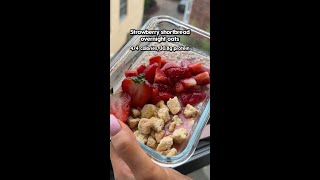 Strawberry shortbread overnight oats recipe 🍓 🥣 [upl. by Youngran]