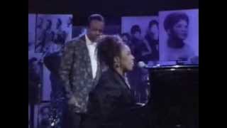 Roberta Flack amp Peabo Bryson The Closer I Get To You [upl. by Targett324]