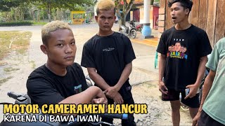 Motor Cameramen Hancur Karena Di Bawa Iwan [upl. by Mccreary]