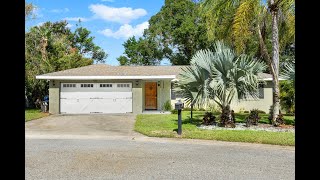 630 Hillside Circle Lake Alfred FL  ColdwellBankerHomescom [upl. by Reneta]