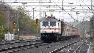 Excellent display of twintone honking by LGD WAP7 [upl. by Nutsud906]