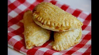 COMO HACER EMPANADAS DE PIÑA♡ [upl. by Ahsilaf]