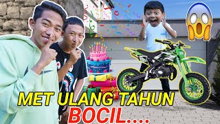 PR4NK SURPRISE ULANG TAHUN BOCIL KAGET Dapet Hadiah Motor Trail Mini🥳  Mikael TubeHD [upl. by Orren468]