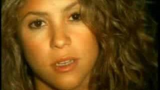 Shakira  Escondite Inglés [upl. by Lenrow777]