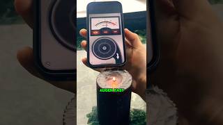 Kerze mit Smartphone Lautsprecher auspusten😨💨🔥 smartphonetricks kerze auspustenlautsprecher [upl. by Song]