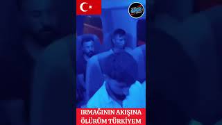 Hainlere Polis Minibüsünde Duygusal Şarkı [upl. by Finbur]