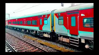 Dadar To Porbandar Saurashtra Express Train short live train subscribe railway indianrailways [upl. by Ahsiekram]