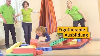 Ergotherapie Ausbildung DöpferSchüler in der Praxis mit Kindern [upl. by Miner]