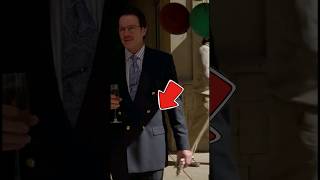 Walts jacket buttoning reverses in Gray Matter  Breaking Bad   Bryan Cranston [upl. by Abe658]