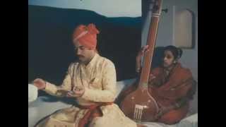 Ravindra Sathe in a rare video clip singing Jaagi Sari Ratiya [upl. by Aihgn]