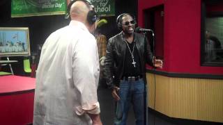 Johnny Gill performs FAIRWEATHER FRIEND and IN THE MOOD while visiting the Red Velvet Cake Studio [upl. by Odlabu]