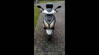 YIBEN 50cc  72cc Skuter [upl. by Oinafipe]