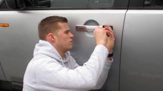 Keys locked inside of land rover discovery How to open with no keys [upl. by Pagas]