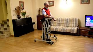 Dynamic standing frame for paraplegics  paraplegic walking  El bipedestador para parapléjicos [upl. by Yaf]