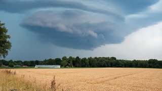 Wetter heute Hier drohen in schwülheißer Luft erste heftige Gewitter [upl. by Milena188]