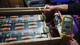 LiFePo4 Battery voltages test before the BMS is conneted [upl. by Anaihk]