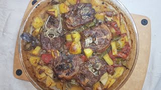 Lammfleisch mit Gemüse lamb meat with vegetables لحمه ضانى مع خضار بالفرن [upl. by Dearr]