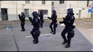 Jerusalema Dance Challenge by Swiss police Policia Police [upl. by Llevol]