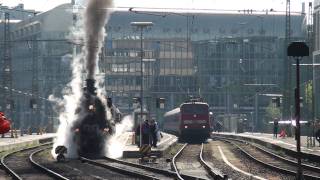 Bayerische S 36  3673 in München Hauptbahnhof [upl. by Monteria]