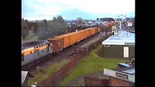 37676 and 37185 thrash through Quainton Road [upl. by Ioyal914]