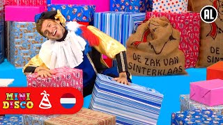 PAKJESPIET WIEDEWIEDEWIET  Sinterklaasliedjes  Sint en Piet  Minidisco [upl. by Svend371]