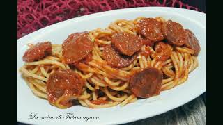 Spaghetti con sugo al salame [upl. by Llevart]