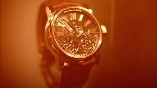 Montre Roger Dubuis  SIHH 2014  Nec plus Ultra [upl. by Fi]