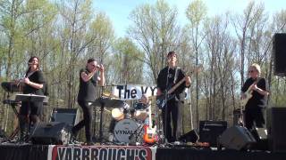 Hang On Sloopy McCoys live cover by the Vynals [upl. by Eadahs59]