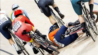 Highspeed Crash During Womens keirin Quarterfinals sends bicycle Debris Flying [upl. by Dart]