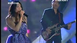 Anggun  Jadi Milikmu Crazy Rock Version  Kemilau Mandiri Fiesta 20121222 Makassar [upl. by Nitsrik]