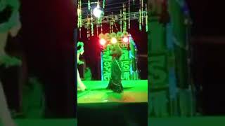 Gori Gori gazaban Bani Thani YouTube dance video [upl. by Anatol181]